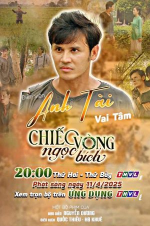 Poster phim Chiếc Vòng Ngọc Bích
