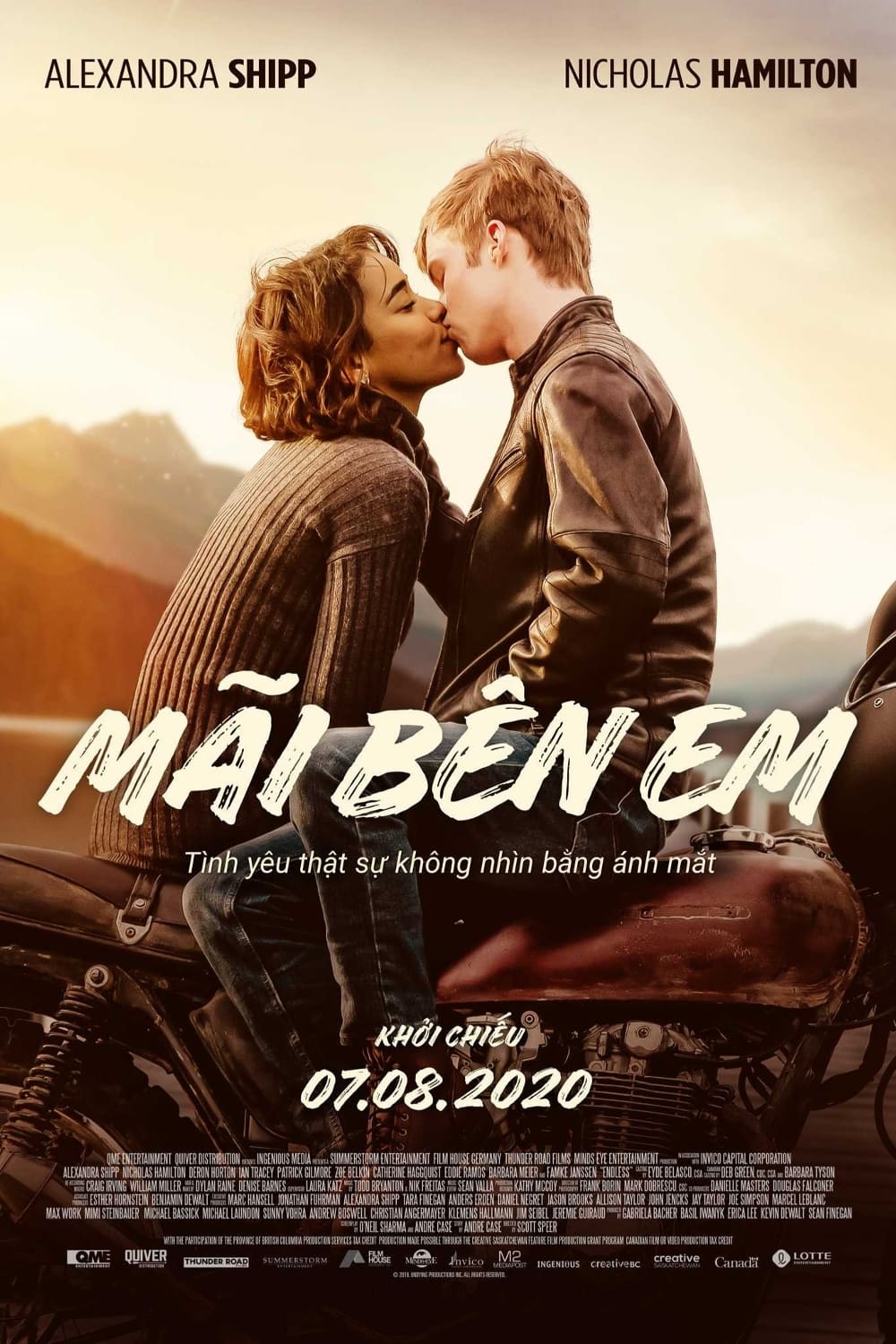 Poster phim Mãi Bên Em