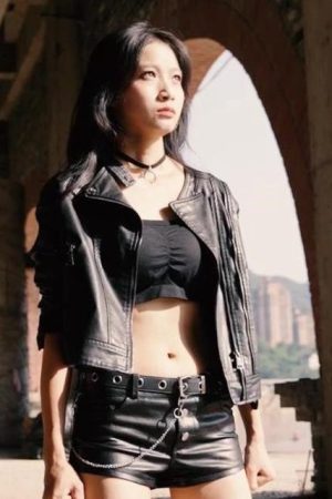 Poster phim Phi Thường