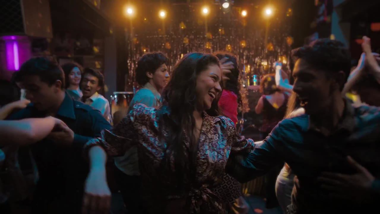 Salcedo, Đồ Da Và Boogaloo (Salcedo, cuero y boogaloo) tập 6