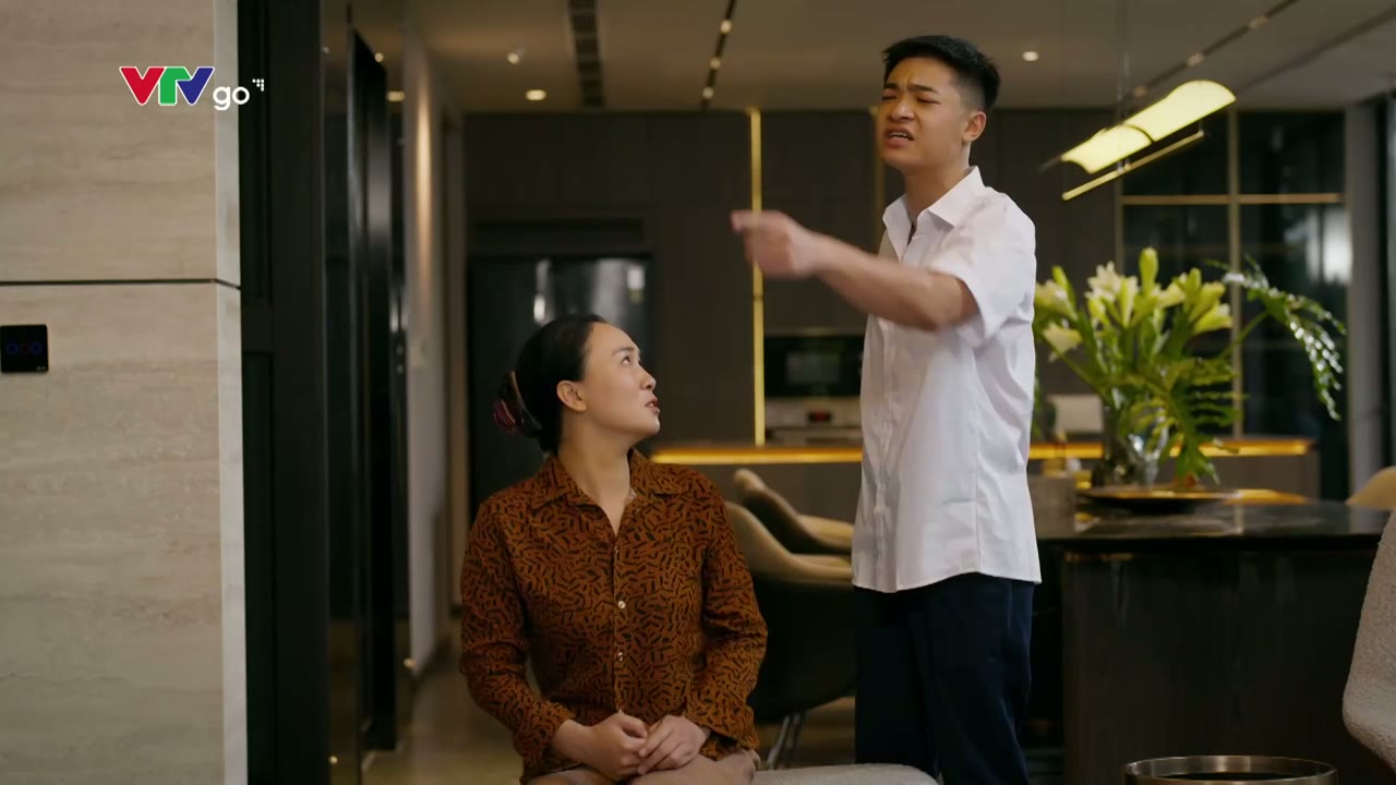 Phía Bên Kia Thành Phố tập 2 cảnh 3