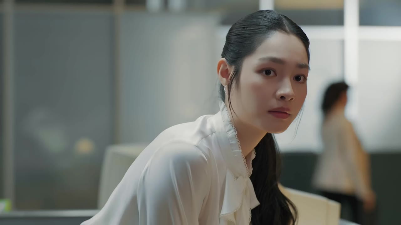 Dhevaprom: Dujupsorn tập 2 cảnh 2