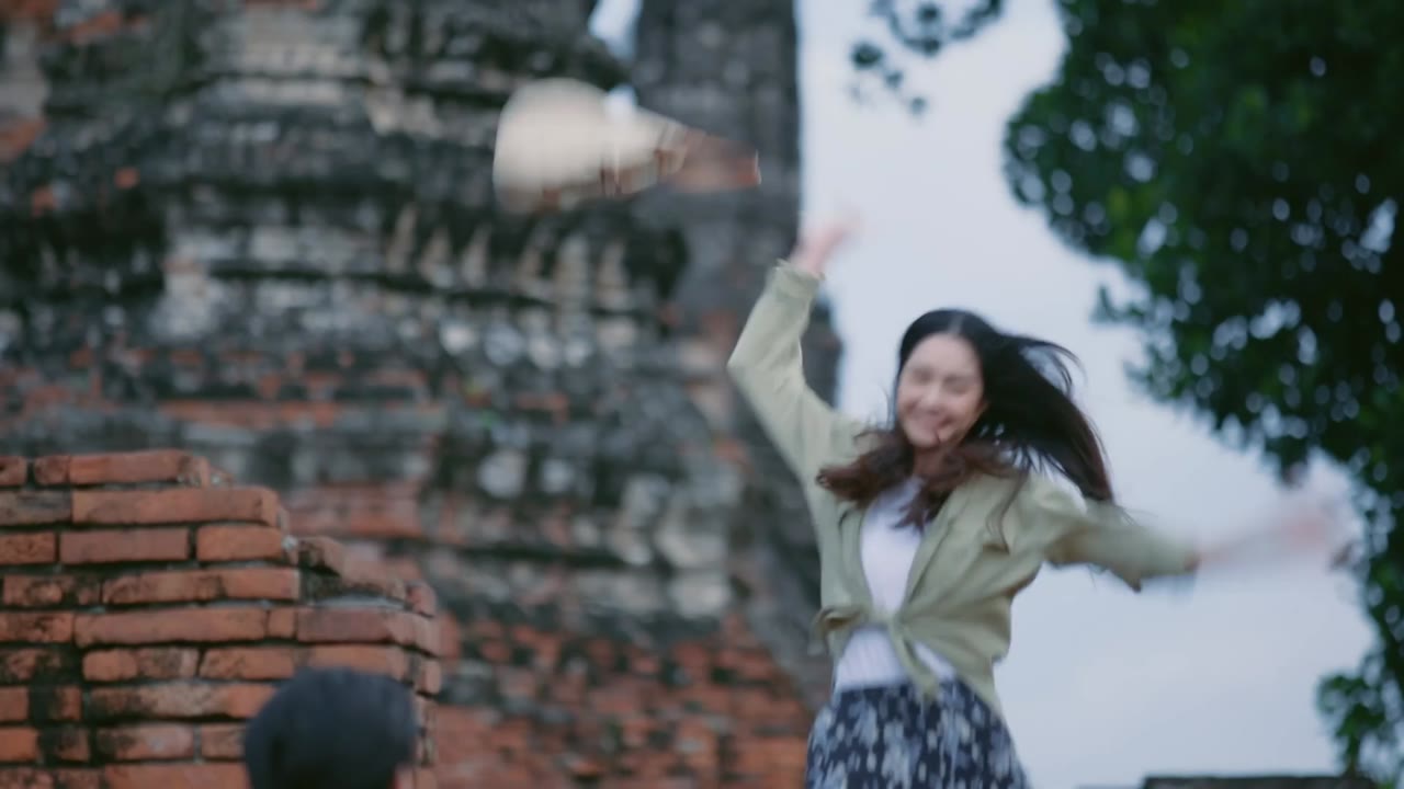 Dhevaprom: Dujupsorn tập 6