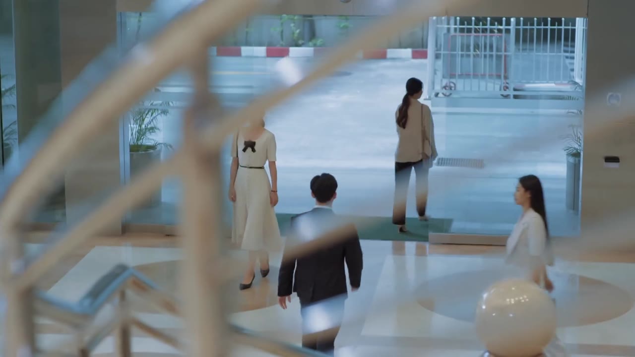 Dhevaprom: Dujupsorn tập 13 cảnh 2