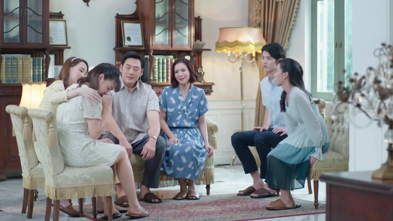 Dhevaprom: Poncheewan tập 8 cảnh 2