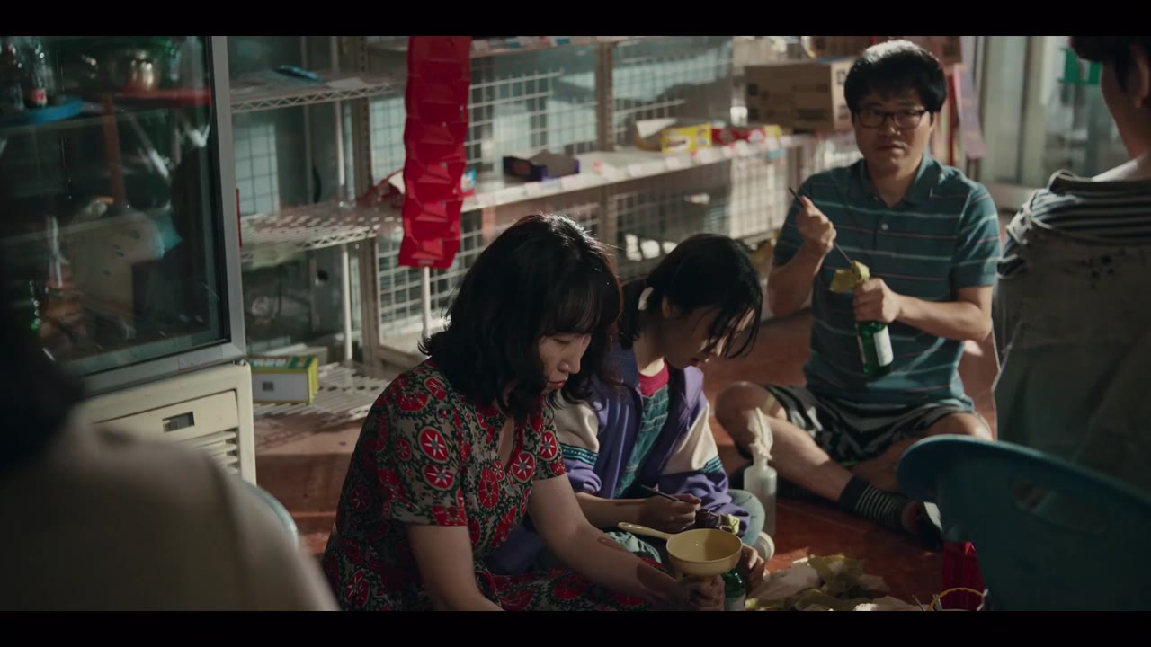 Thế Giới Ma Quái tập 6 cảnh 2