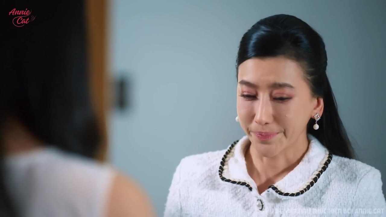 Hình Bóng Thần Tình Yêu tập 9 cảnh 2