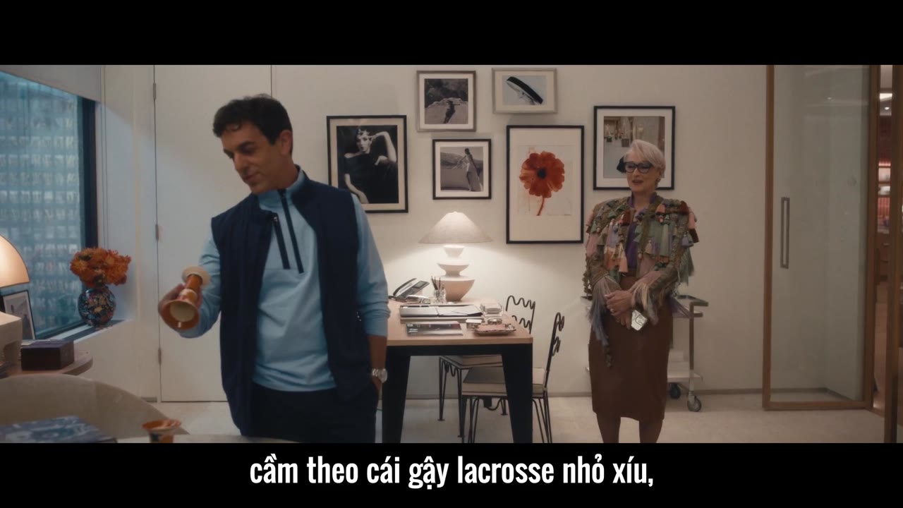 Yêu Nữ Thích Hàng Hiệu 2 - cảnh 2
