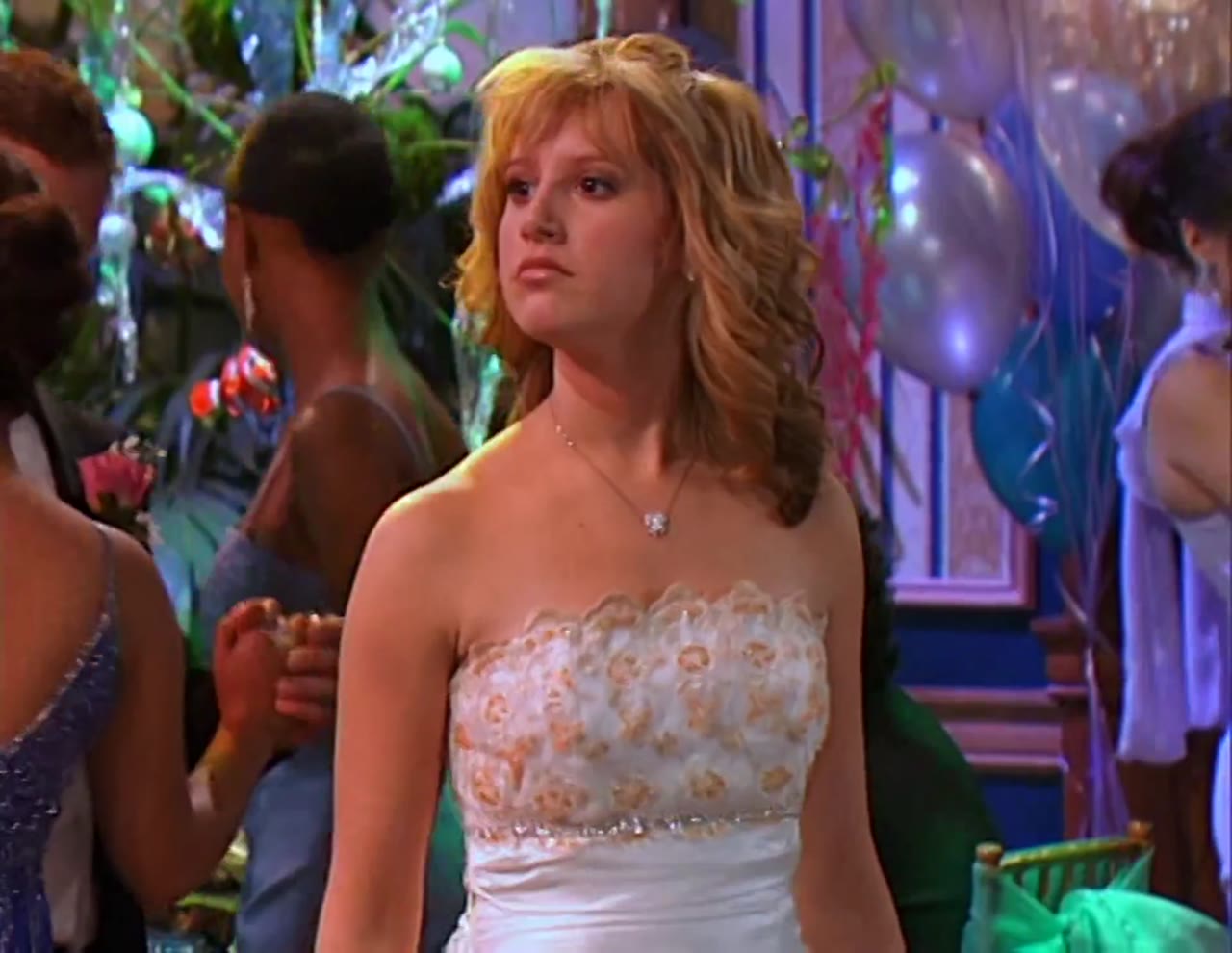 Cuộc Sống Thượng Hạng Của Zack & Cody (Phần 1) tập 8 cảnh 3