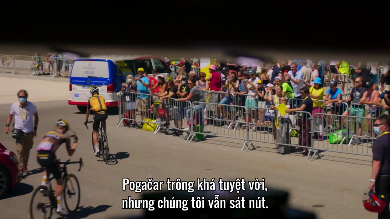 Tour de France: Trên từng dặm đường tập 4 cảnh 2
