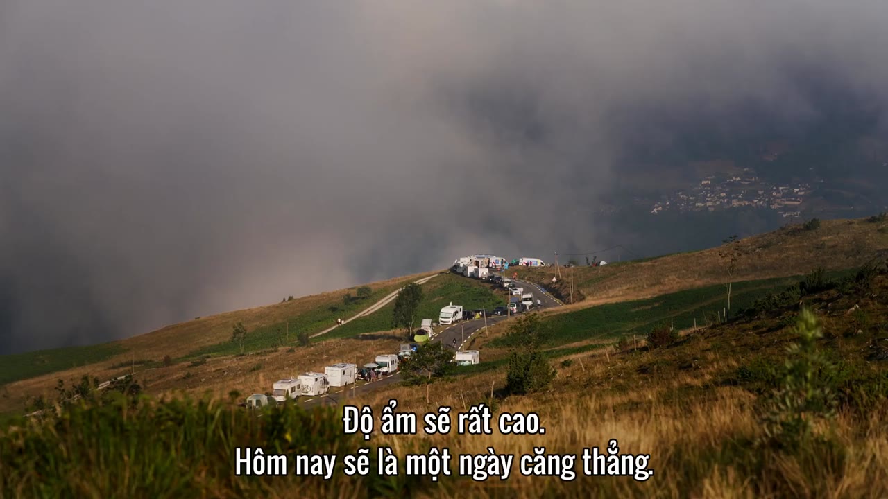 Tour de France: Trên từng dặm đường tập 7 cảnh 2