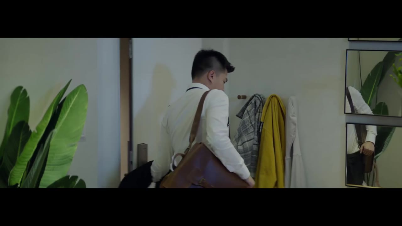 Vỏ Bọc Người Máy tập 1 cảnh 2