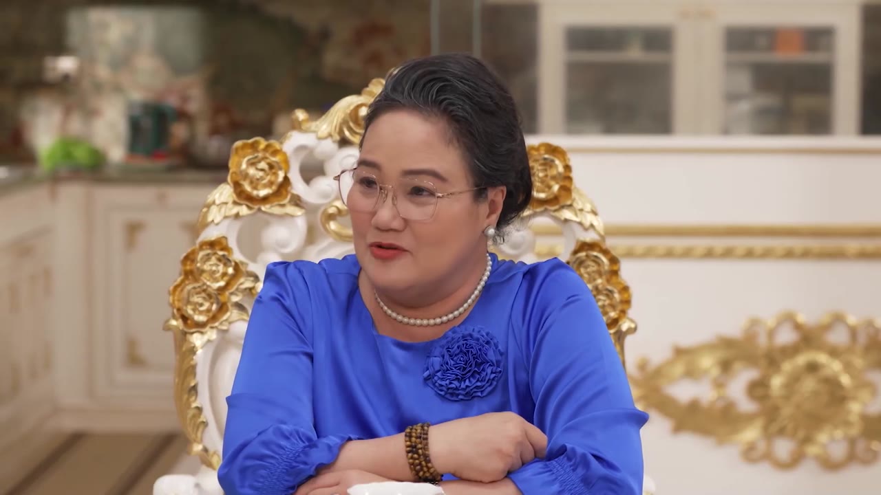 Ba Đời Nữ Tướng tập 1 cảnh 2