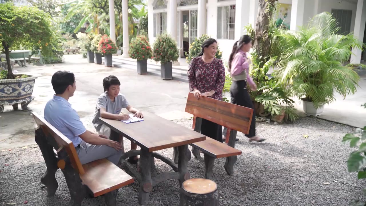 Ba Đời Nữ Tướng tập 3 cảnh 3