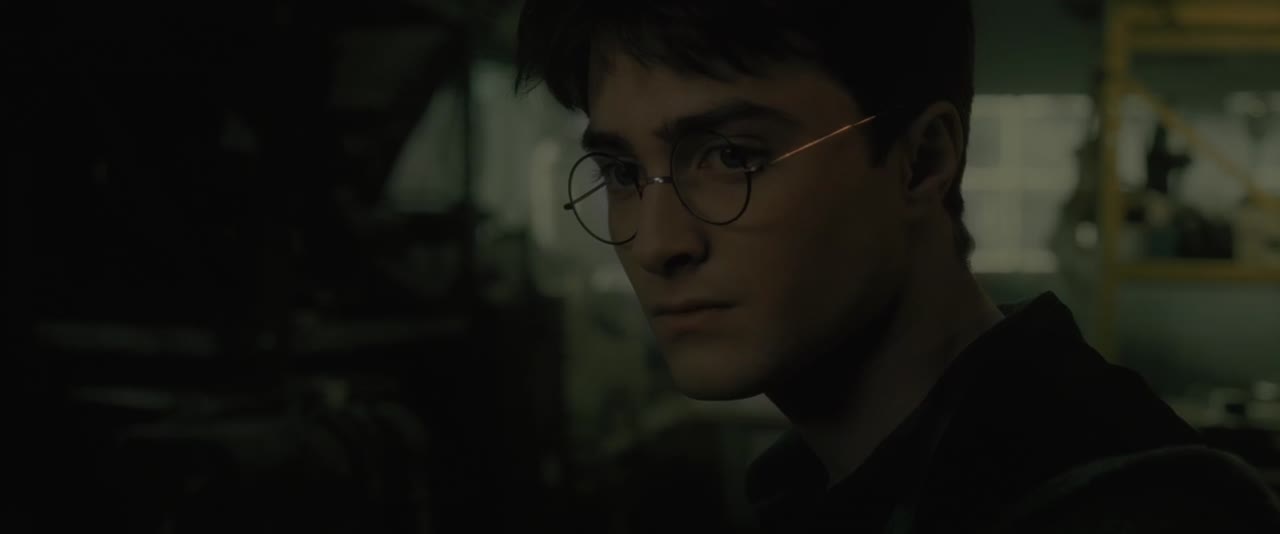 Harry Potter và Hoàng tử lai tập 1 cảnh 2