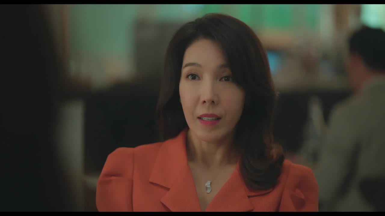 Trở Thành Người Xa Lạ tập 9 cảnh 2