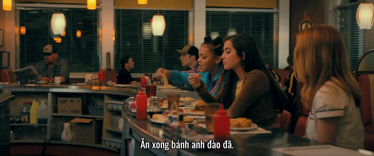 Quý Cô Mạng Nhện tập 1 cảnh 2