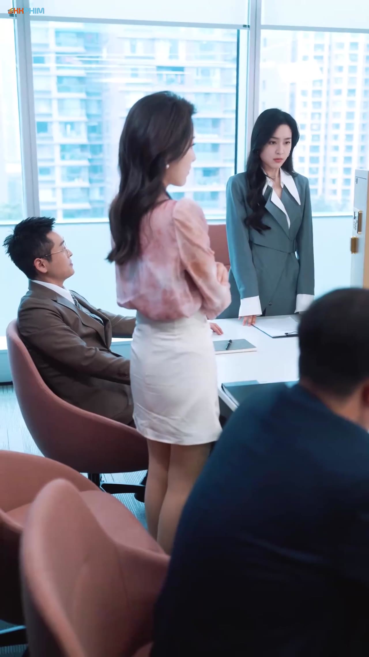 Tiểu Thư Bí Ẩn tập 13