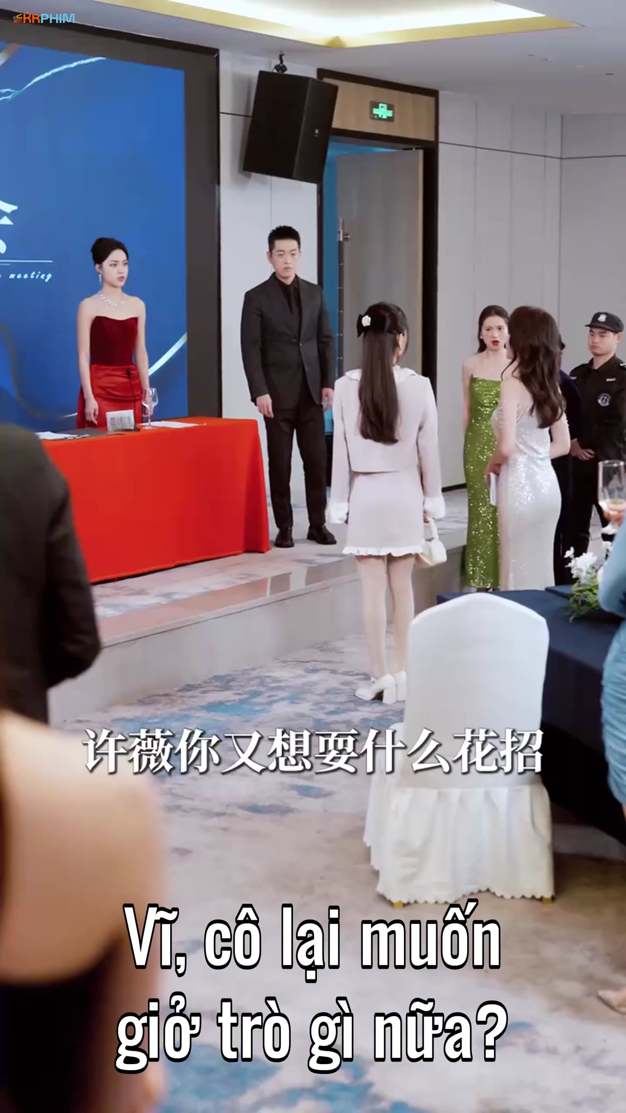 Tiểu Thư Bí Ẩn tập 43 cảnh 2