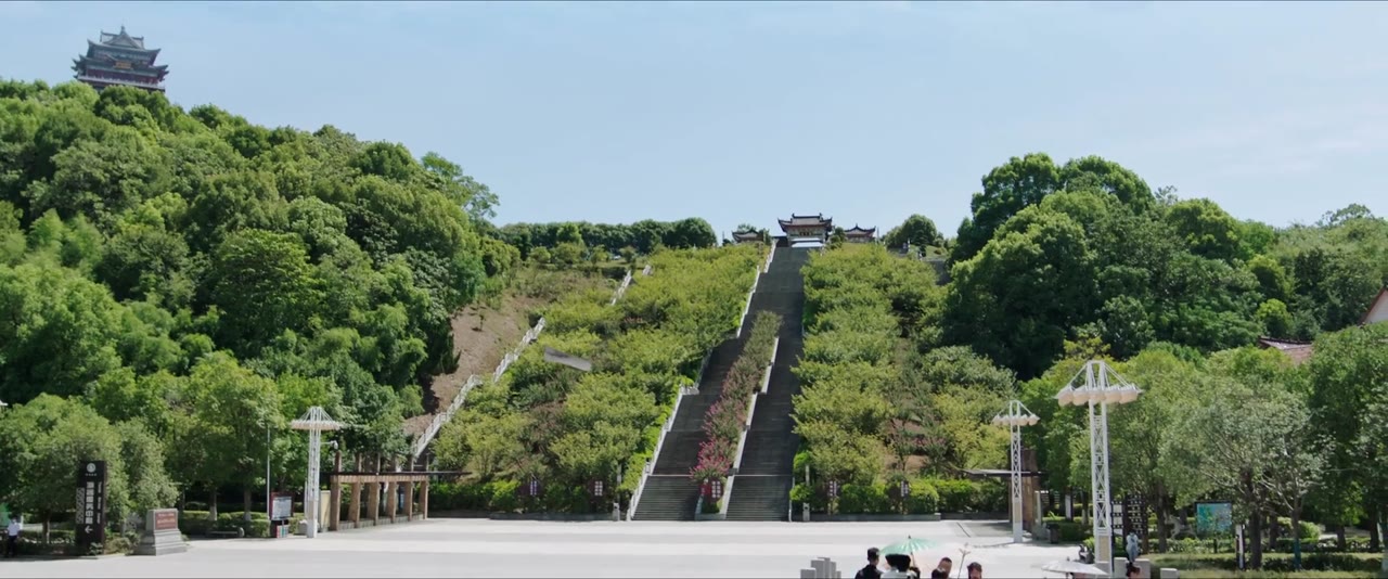 Nữ Thần Y Chốn Đô Thị tập 1