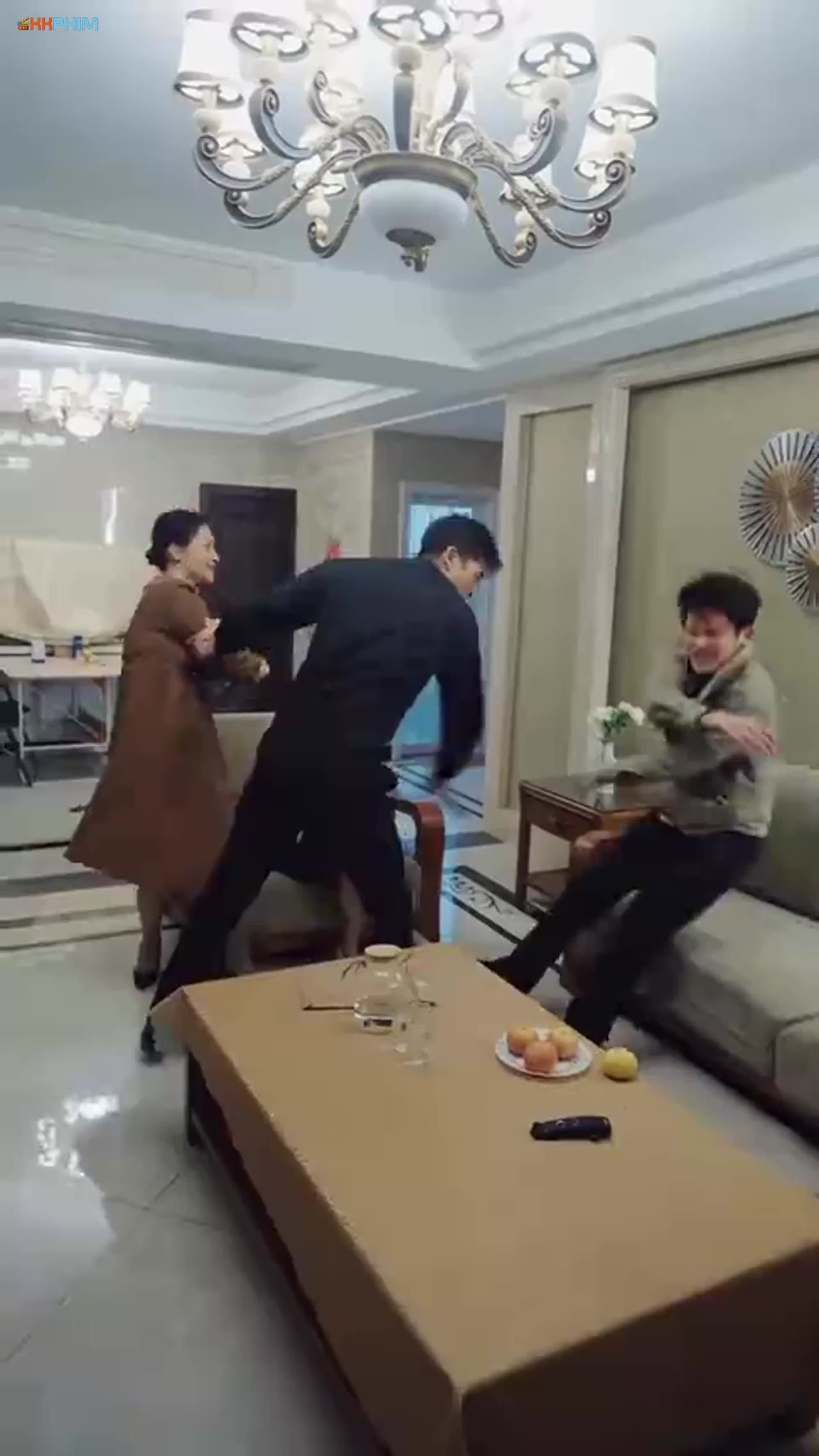 Thất Bại Trong Buổi Xem Mắt Tôi Kéo Tổng Tài Đi Kết Hôn Chớp Nhoáng tập 50 cảnh 3