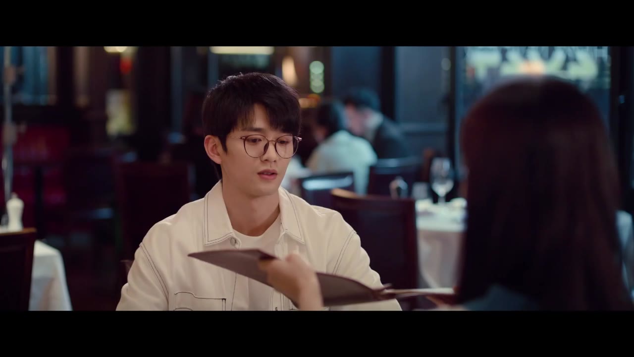 Ăn, Chạy, Yêu tập 7 cảnh 2