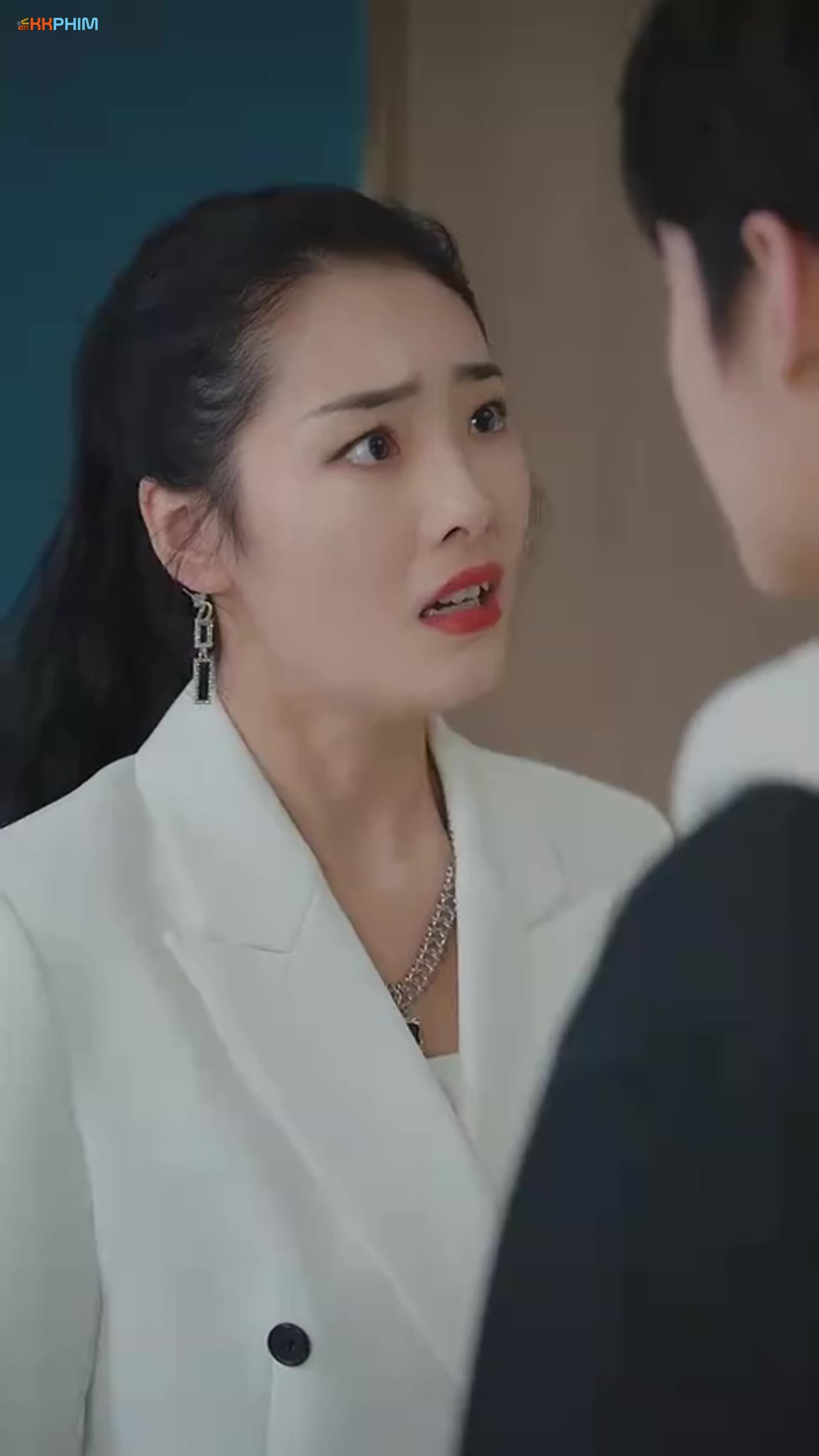 Vô Tình Nhặt Được Tổng Tài Siêu Giàu Làm Chồng tập 36 cảnh 3