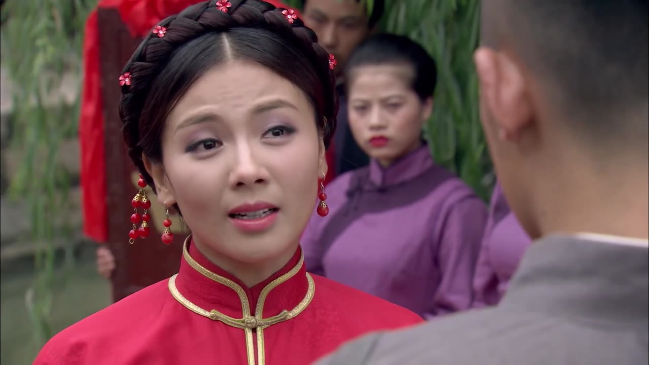 Hoa Hồng Lửa tập 1 cảnh 2