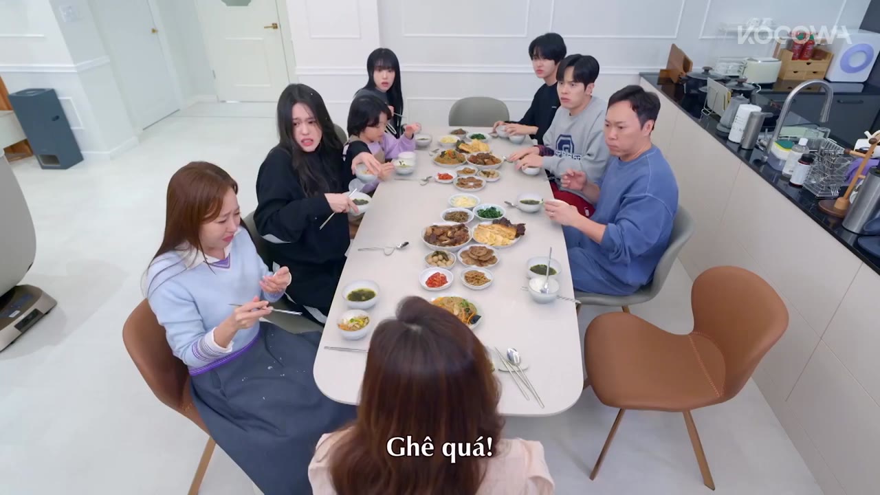 Vương Quốc Của Những Kẻ Phản Diện tập 6 cảnh 2