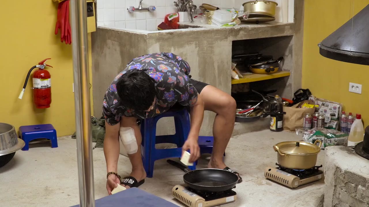 Kian's Bizarre B&B tập 9 cảnh 2