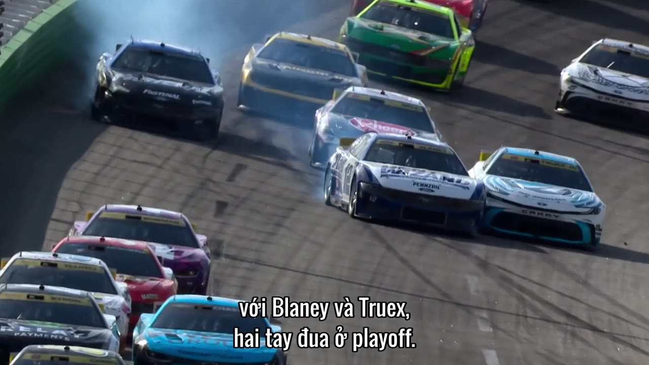 NASCAR: Hết tốc lực tập 1 cảnh 3