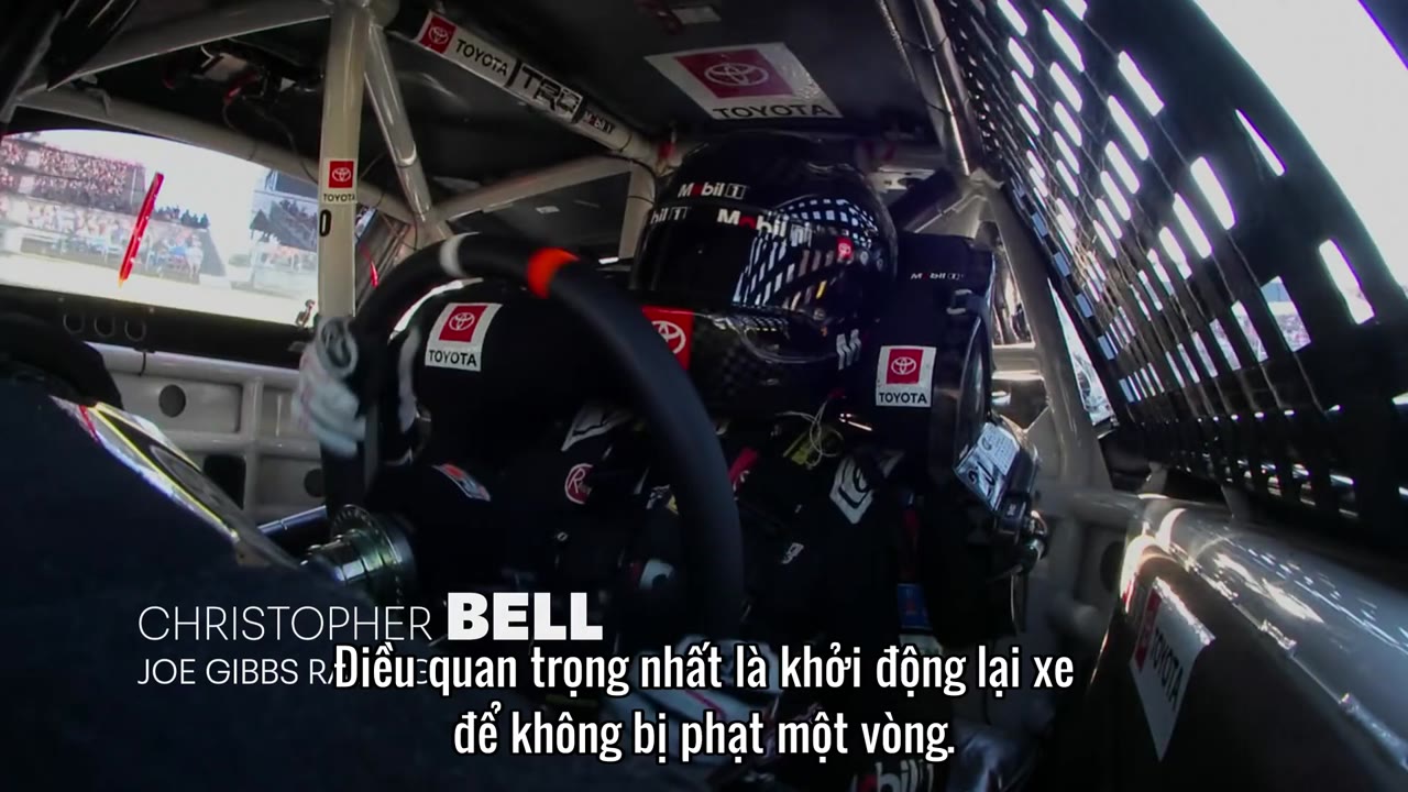 NASCAR: Hết tốc lực tập 4 cảnh 3