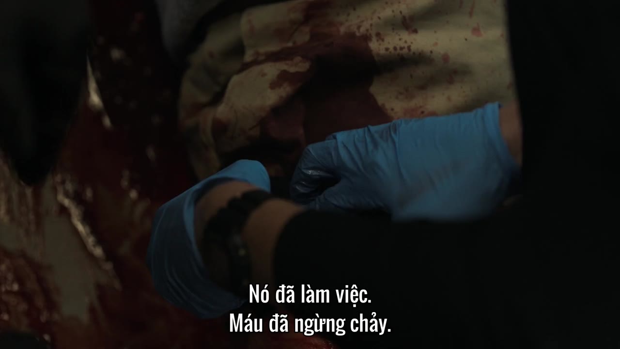 Cuộc Gọi Khẩn Cấp 9-1-1: Ngôi sao đơn độc (Phần 4) tập 10 cảnh 2