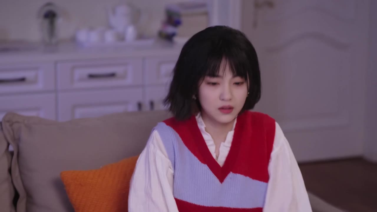 Hôm Nay Cô Ấy Có Chút Kỳ Lạ tập 15 cảnh 2