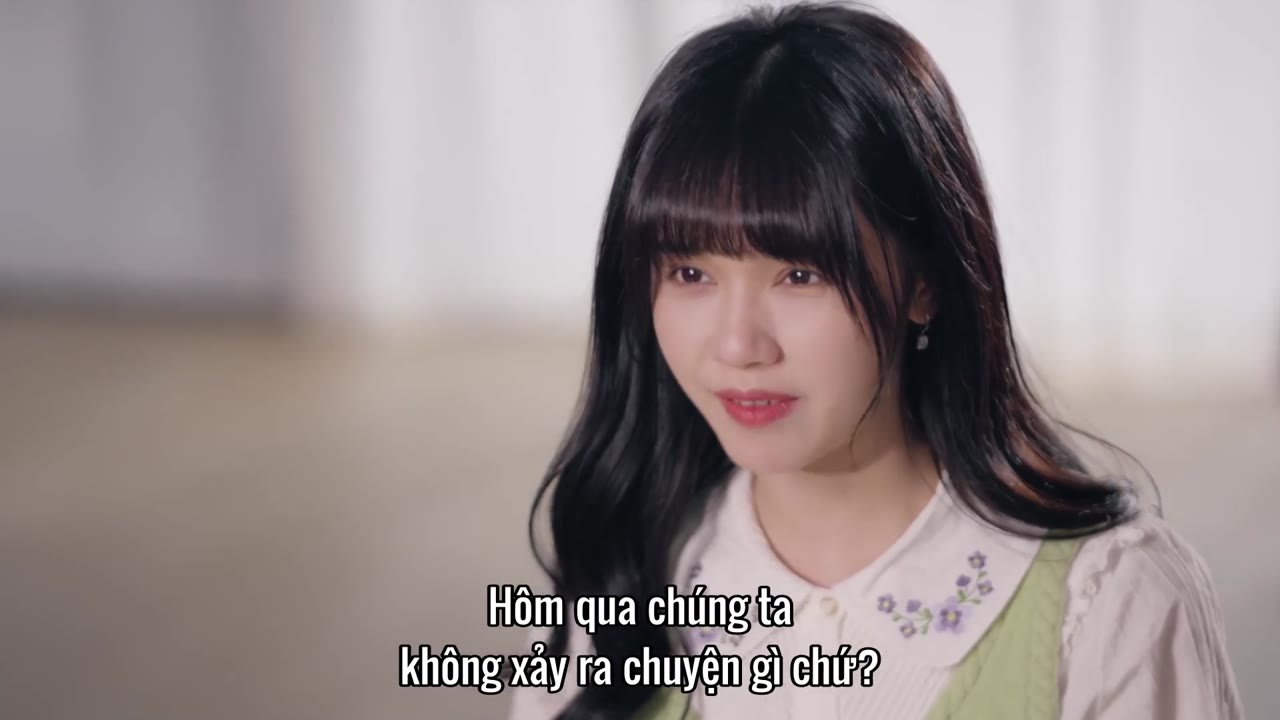 Cuộc Đời Của Bạch Tiểu Thư Bị Tiết Lộ Rồi tập 4 cảnh 2