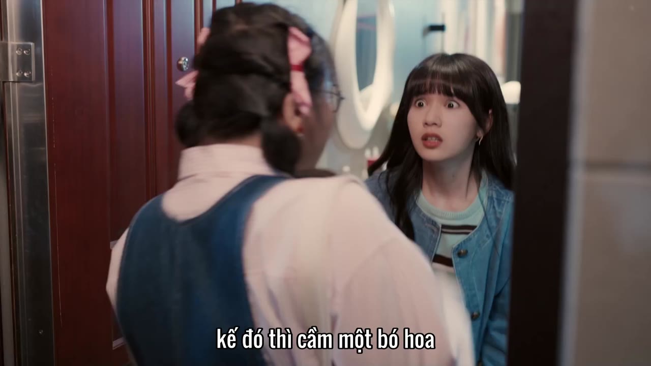 Cuộc Đời Của Bạch Tiểu Thư Bị Tiết Lộ Rồi tập 17 cảnh 2