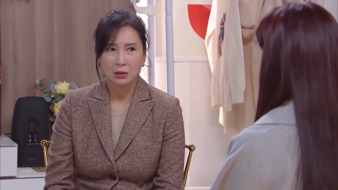 Vòng Xoáy Tình Yêu tập 9 cảnh 3