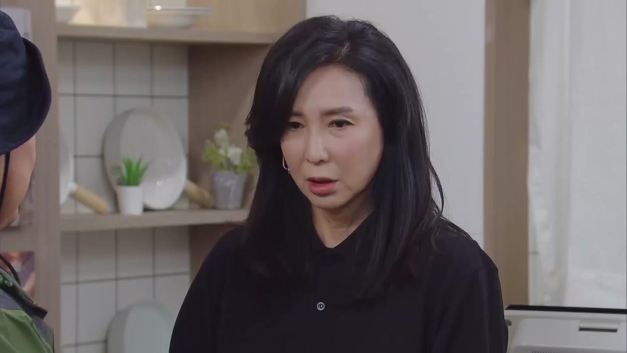 Vòng Xoáy Tình Yêu tập 55 cảnh 3