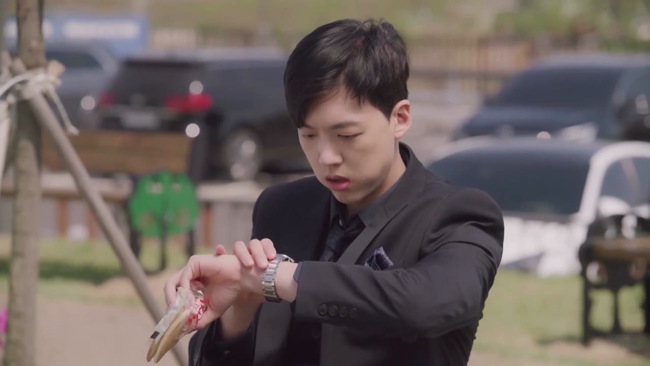 Vòng Xoáy Tình Yêu tập 99 cảnh 2