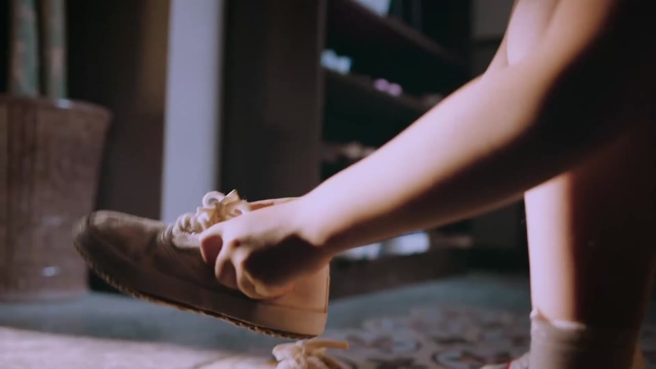 Lấy Danh Nghĩa Người Nhà tập 2 cảnh 2