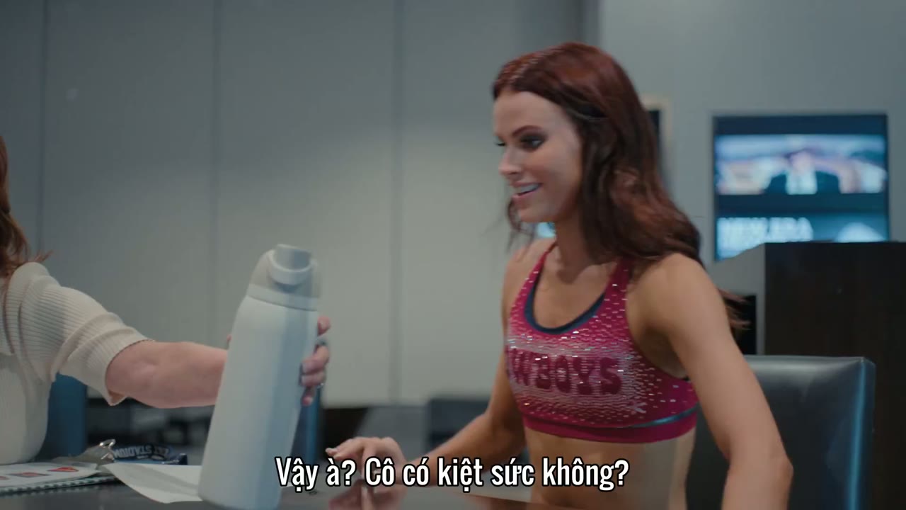 AMERICA'S SWEETHEARTS: Đội Cổ Vũ Dallas Cowboys tập 3 cảnh 3