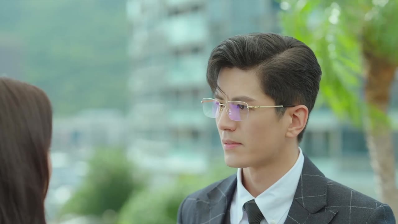 Cô Gái Thân Quen tập 8 cảnh 3