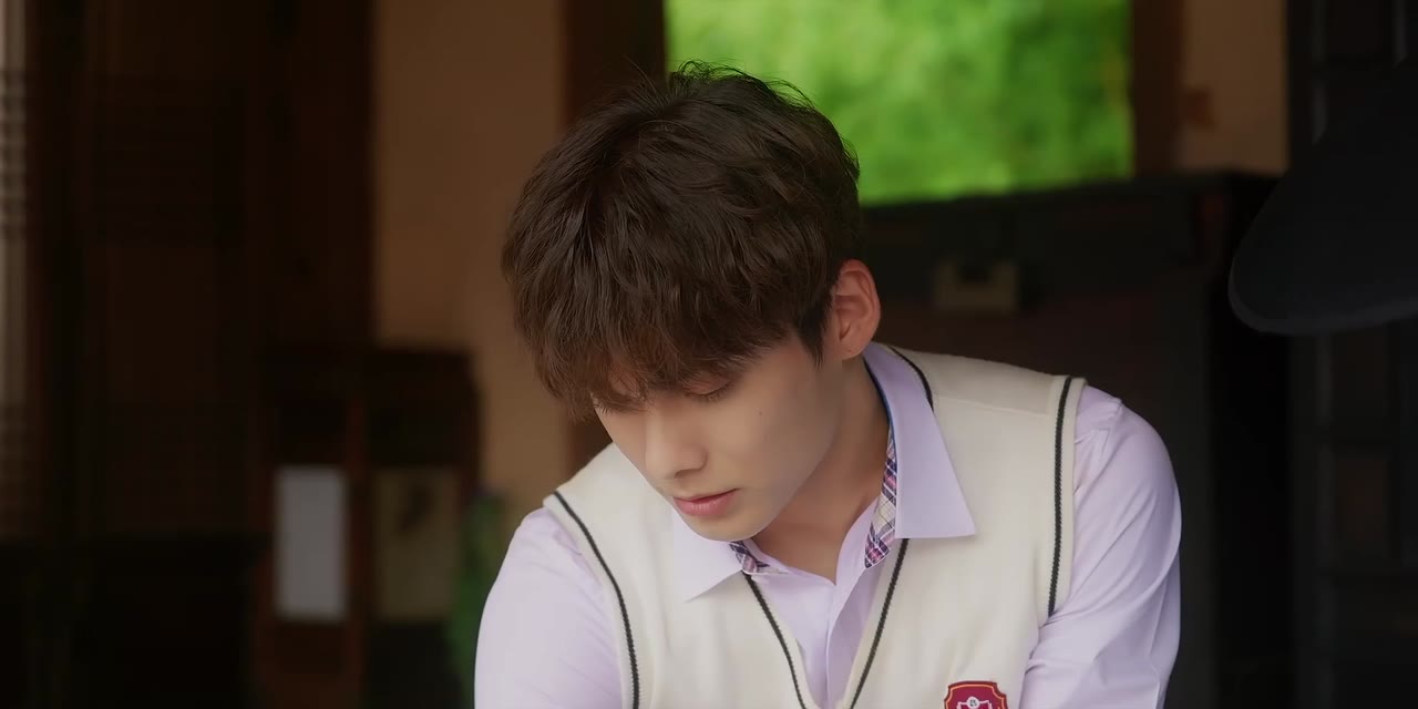 Tinted With You tập 8