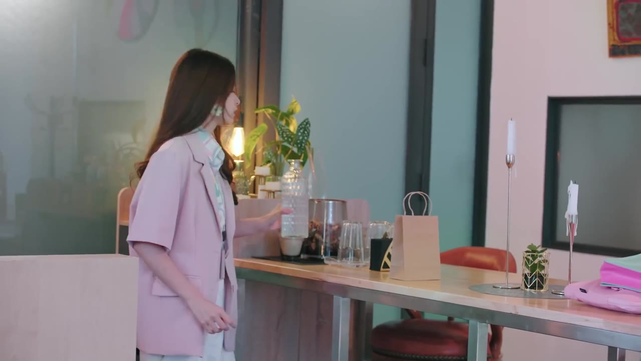 Học Thuyết Màu Hồng tập 2 cảnh 2