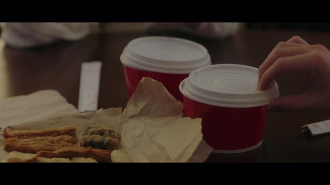 Hit the Spot tập 1 cảnh 2