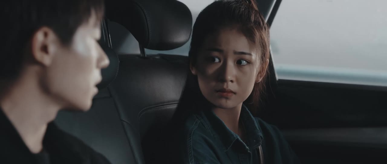 Chúng Ta Ngược Dòng Thời Gian tập 7 cảnh 2