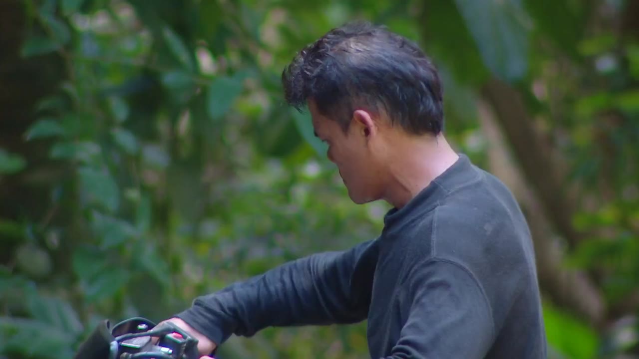 Sóng Gió Cuộc Đời tập 7 cảnh 2