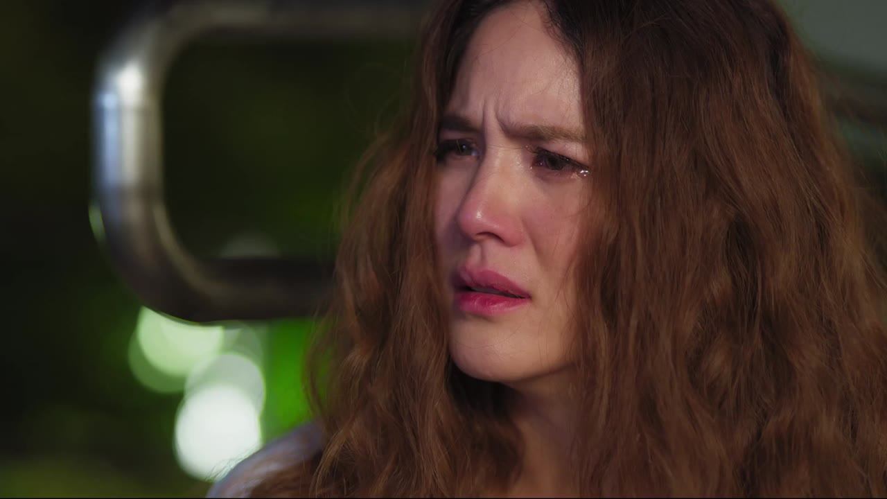 Vẫn Là Nàng Ploy Ấy tập 8 cảnh 2