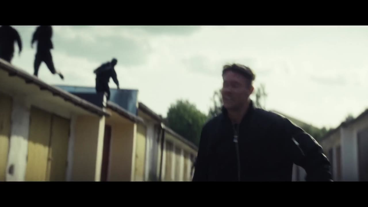 The Hooligan tập 4 cảnh 2