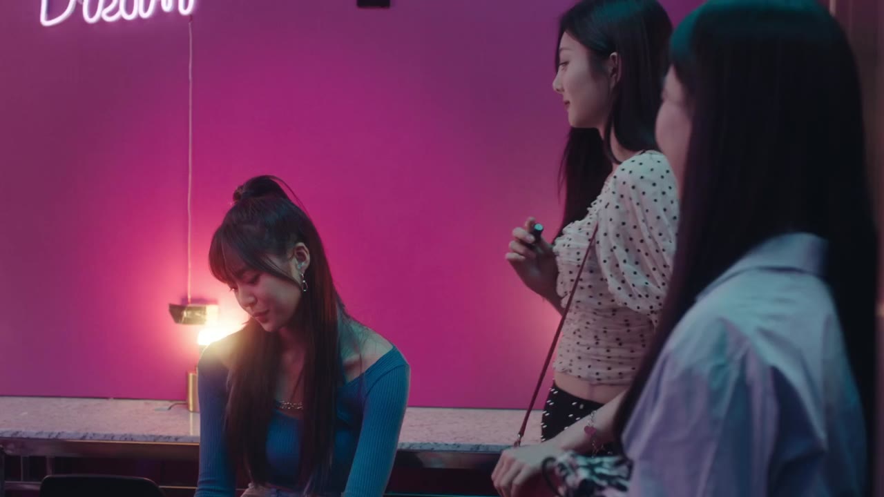 Bora! Deborah tập 2 cảnh 2